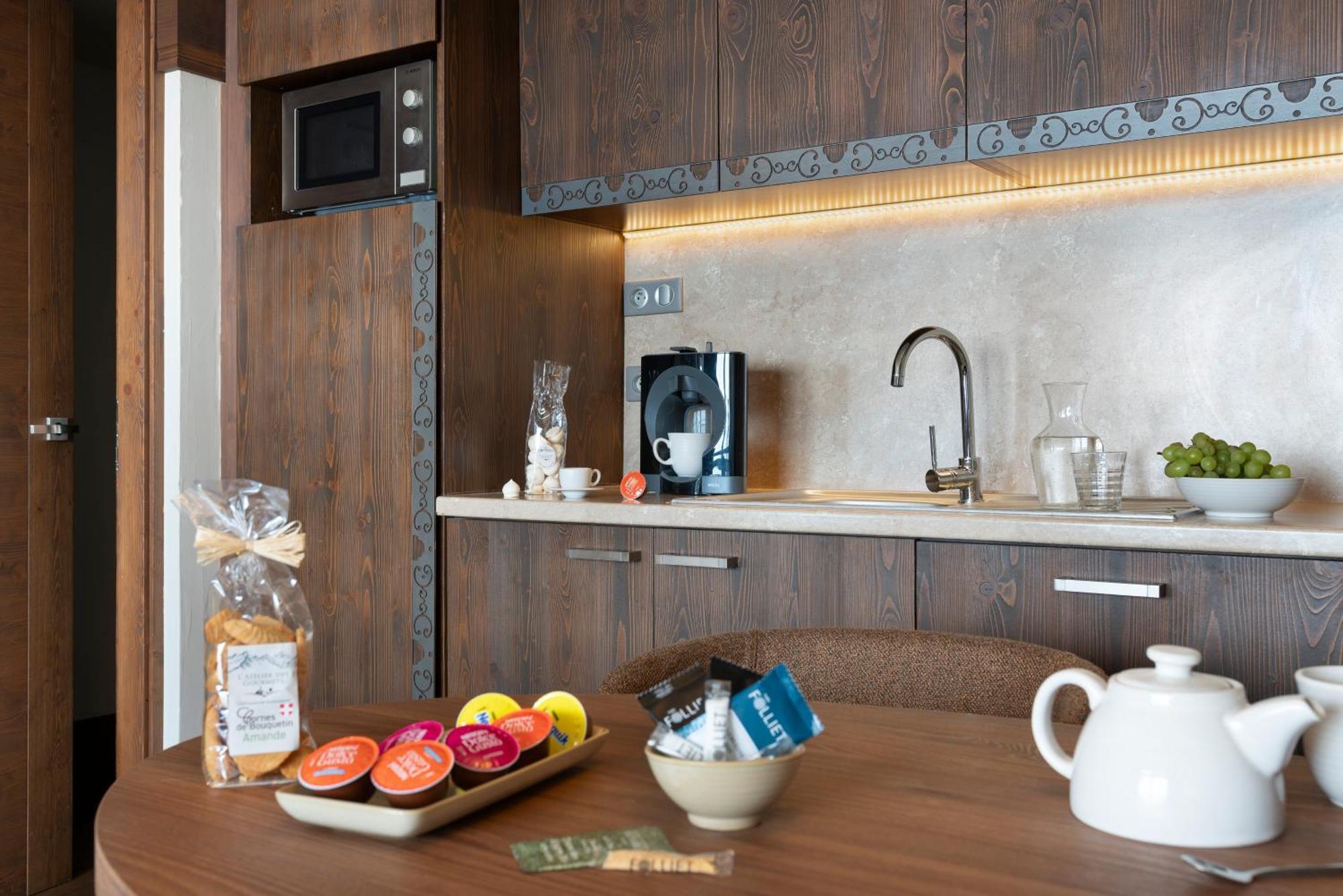 Le Hameau Du Kashmir Aparthotel วัลโตรองส์ ภายนอก รูปภาพ